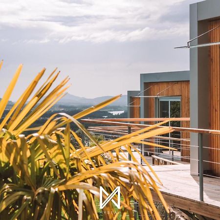 Bungalow acolhedor com piscina em Valença by MyStay Exterior foto