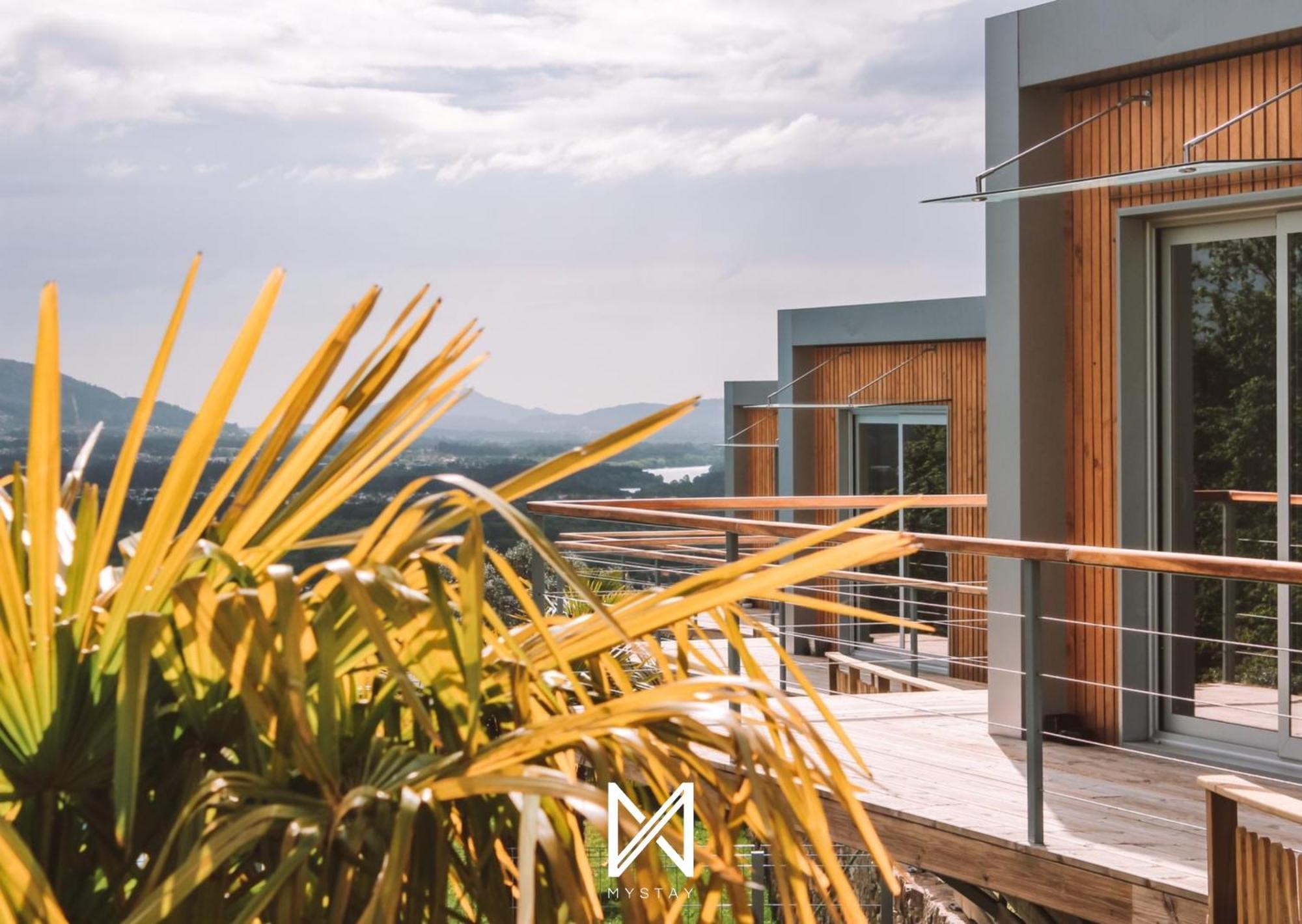 Bungalow acolhedor com piscina em Valença by MyStay Exterior foto